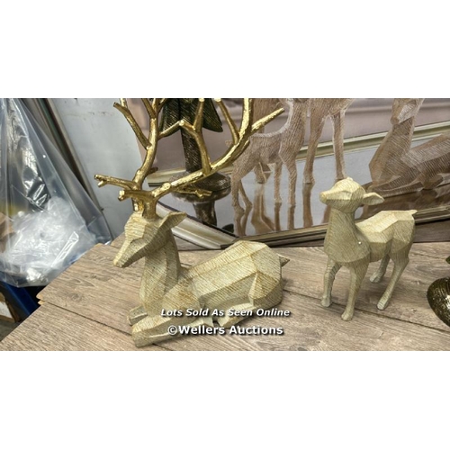 2150 - DEER FAMILY WITH TREES DECORATION SET / NEW / SET OF FOUR PIECES / P9