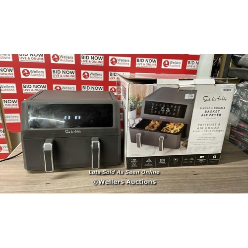 2166 - SUR TABLE AIR FRYER NEW 2 IN 1 / POWERS UP / SIGNS OF USE / E26