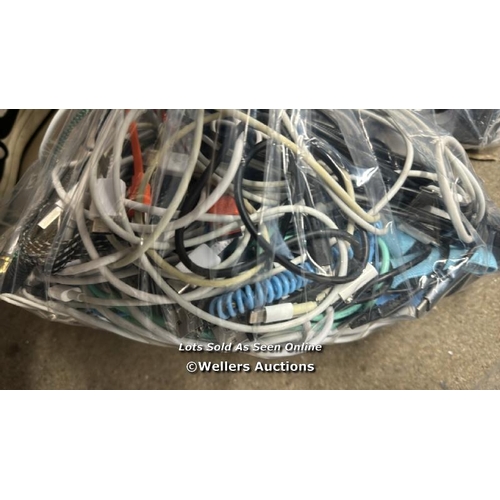 2857 - BAG OF CABLES / G