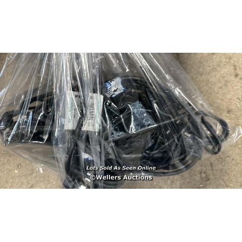 2889 - BAG OF LAPTOPS ADAPTER X4