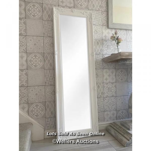 8002 - RRP: £68.99 - ASTORIA GRAND SADE TALL SOLID WOOD FRAMED WALL OR DRESSING MIRROR FINISH: ANTIQUE WHIT... 