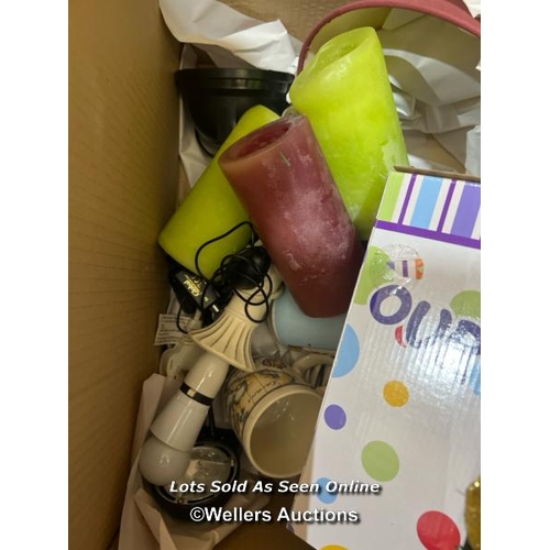 16 - Box of household items inc. Yale rim lock, Christmas decoration, lamps etc / Container no. BM000130