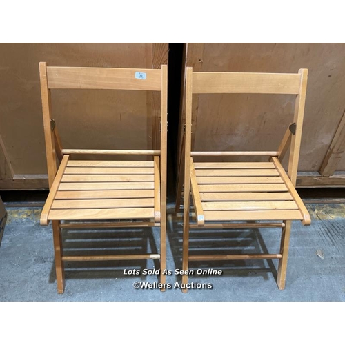 33 - Two modern folding chairs / Container no. BM000130