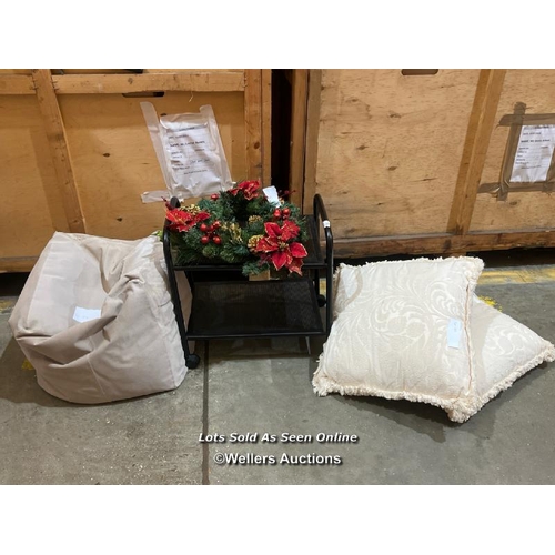 77 - Beanbag, Christmas Wreath, Metal rack, and x2 cushions / Container no. BM000847