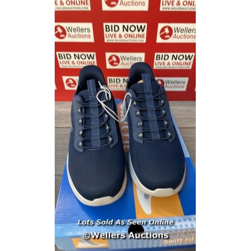 4462 - GENTS NEW SKECHERS SWIFT FIT TRAINERS, NAVY BLUE, UK 8 / G26