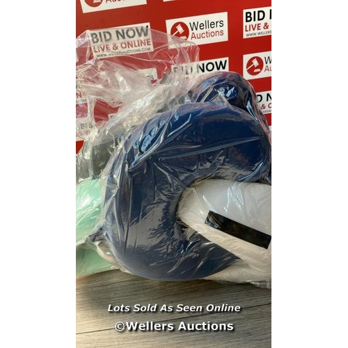 4636 - BAG OF TRAVEL PILLOW