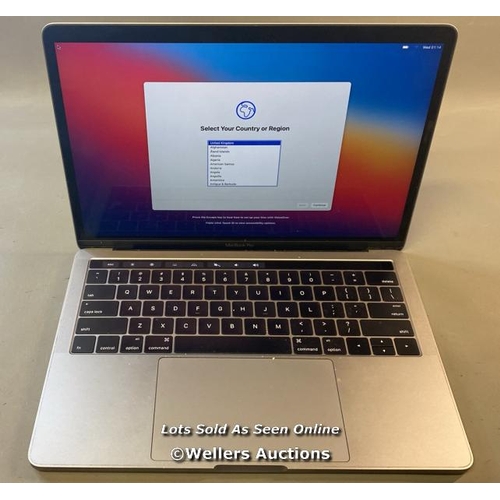 9534 - APPLE MACBOOK  PRO 13