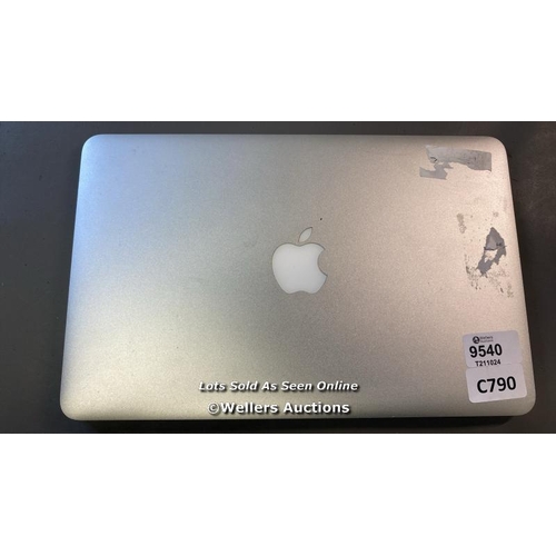 9540 - APPLE MACBOOK AIR 11