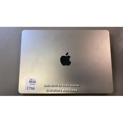 9532 - APPLE MACBOOK AIR 13