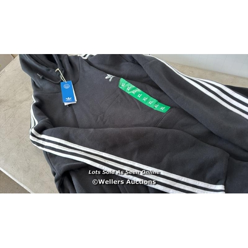 6126 - GENTS NEW ADIDAS 3 STRIPE HOODY / XL / E85