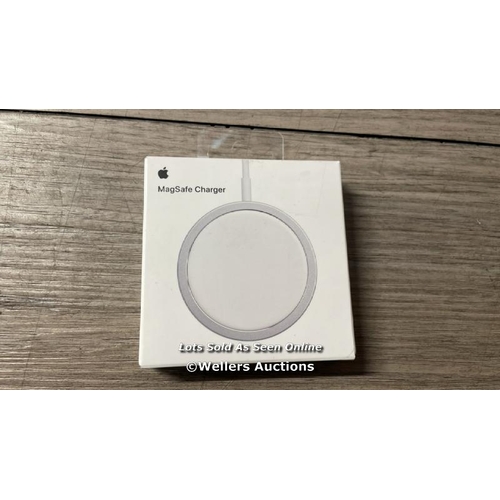 6515 - APPLE MAGSAFE CHARGER / APPEARS TO BE IN GOOD CONDITION / SEE ALL IMAGES TO ASSIST / H14