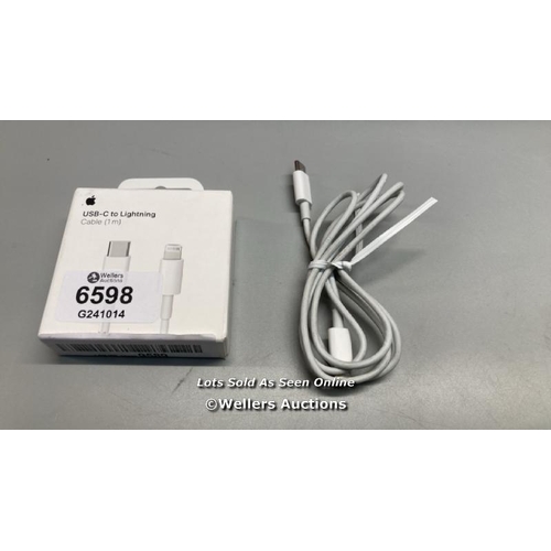 6598 - APPLE USB-C TO LIGHTNING CABLE (1M)  / APPEARS TO BE IN GOOD CONDITION / SEE ALL IMAGES TO ASSIST / ... 