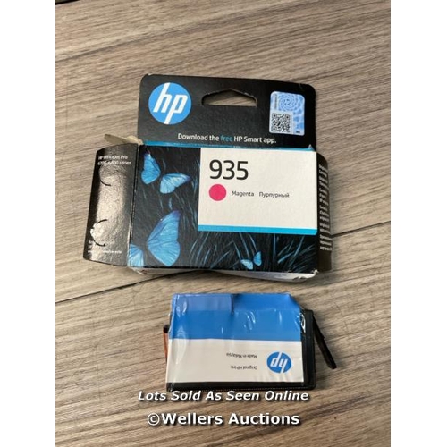 6608 - HP C2P21AE 935 ORIGINAL INK CARTRIDGE, MAGENTA, SINGLE PACK / APPEARS TO BE IN GOOD CONDITION / SEE ... 