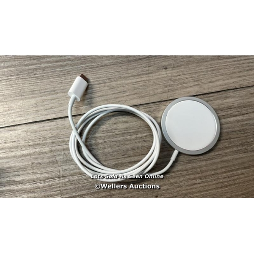 6611 - APPLE MAGSAFE CHARGER / APPEARS TO BE IN GOOD CONDITION / SEE ALL IMAGES TO ASSIST / H18