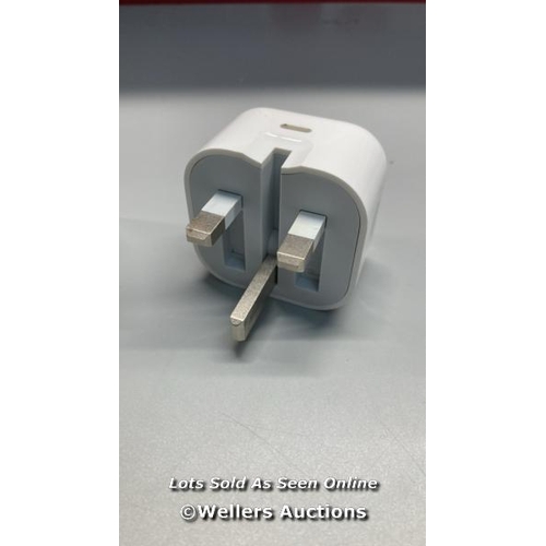 6688 - APPLE 20W USB-C POWER ADAPTER (2024) / APPEARS TO BE IN GOOD CONDITION / SEE ALL IMAGES TO ASSIST / ... 