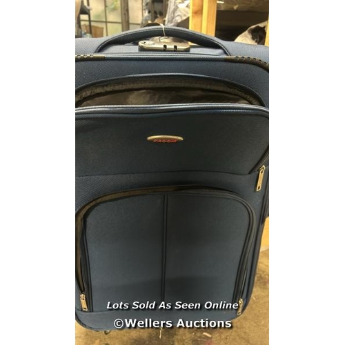 5372 - PRE-OWNED LUGGAGE: CROOM