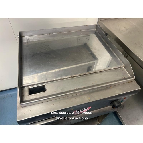 2025 - Lincat leectric flat grill, mounted atop Lincat CN6 Ambient Open-Top Pedestal, 100cm h x 60cm w x 60... 