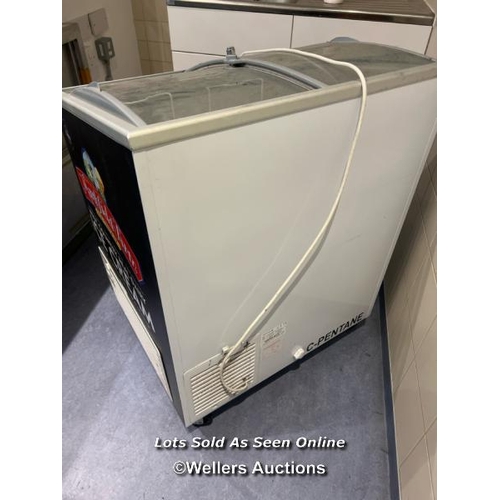 2067 - Tefcold IC200 ice cream fridge, locked without key, 96cm h x 72cm w x 63cm d / Castlewood, Tickenham... 