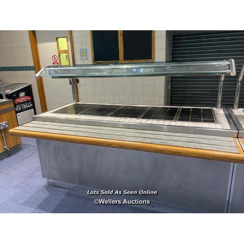 2069 - Commercial electric hot cupboard and canteen serving station, with overhead gantry light, 136cm h x ... 