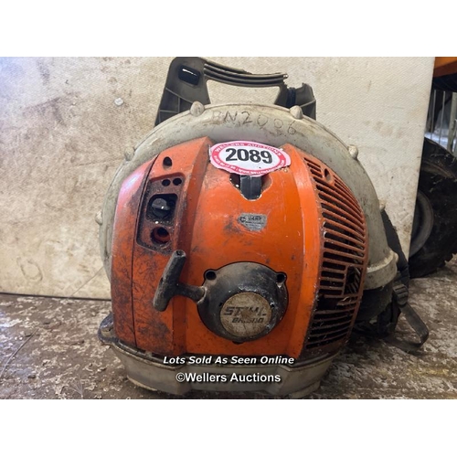 2089 - Stihl BR500 petrol backpack leaf blower, missing nozzle / Towerhead Farm, Towerhead, Banwell, BS29 6... 