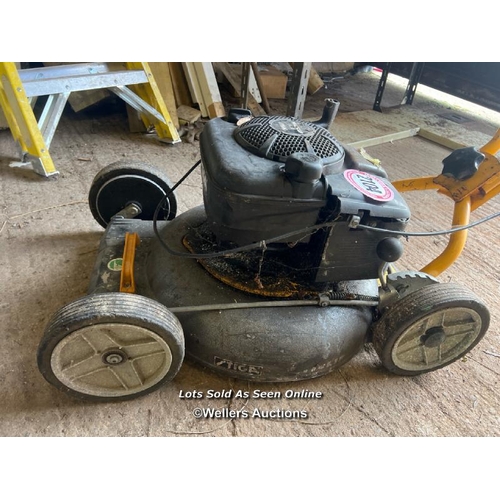 2104 - Stiga Multiclip Pro48 petrol lawnmower / Towerhead Farm, Towerhead, Banwell, BS29 6PQ