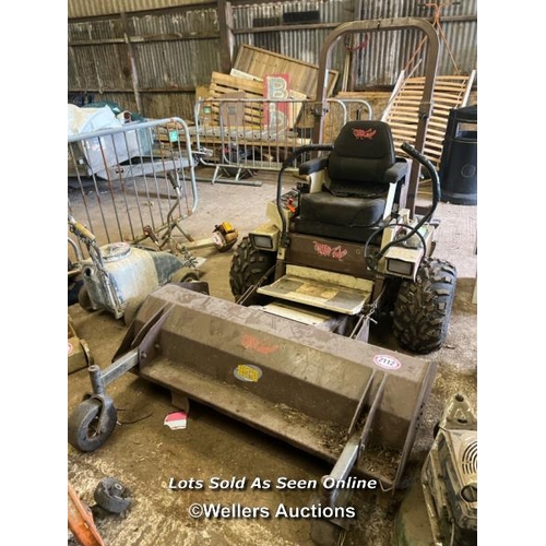 2112 - Reco Grasshopper 928D Front Mount Ride-On Mower, indicating 220.0 hours, powered by Kubota D1105 die... 