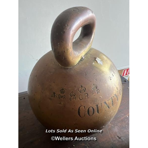 2127 - Four County of Somerset brass bell weights by Doyle and Son London, x2 28LB and x2 56LB, largest 24c... 