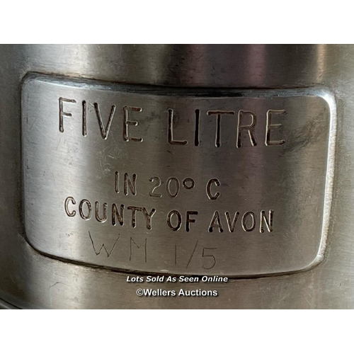 2146 - Five litre stainless steel petrol measure for County of Avon, in metal carry case, 39cm h x 26cm w x... 