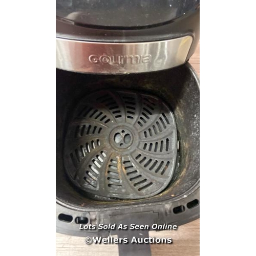 6665 - GOURMIA 6.7L DIGITIAL AIR FRYER / POWERS UP / SIGNS OF USE  / E42