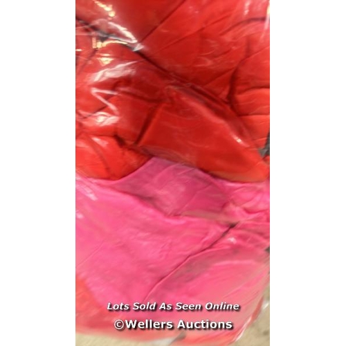 645 - BAG OF SLEEPING BAGS / S19