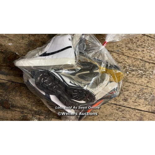 656 - BAG OF PRE OWNED TRAINERS INC. NIKE