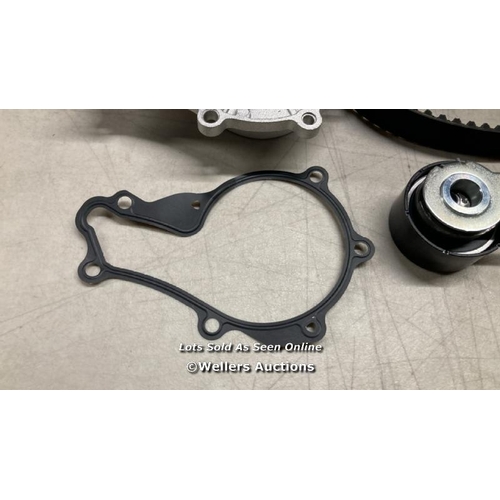 8615 - GATES KP15587XS WATER PUMP & TIMING BELT KIT / APPEARS NEW / H68