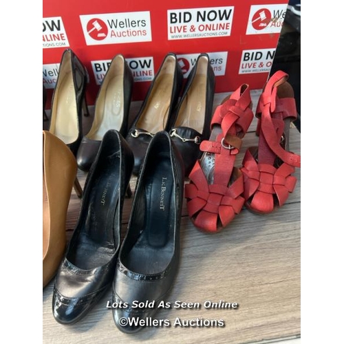 3200 - BAG OF LADIES PRE-OWNED HEELS INCL. MARC JACOBS, RUSSELL & BROMLEY, & HOBBS / G68