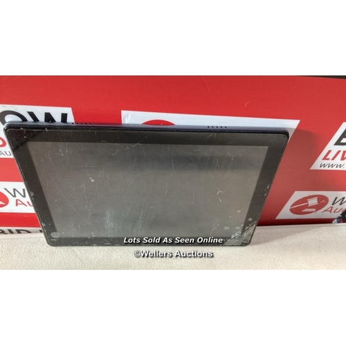 3982 - TABLET: MEBERRY / MODEL M7/ FCC ID: 2AXPP -M6 /  GREY / SCREEN AND BACK DAMAGE