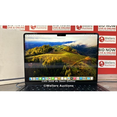 8286 - APPLE MACBOOK AIR 2024 / APPLE M3 CHIP / 8GB RAM / 256GB SSD / 13.6 INCH / MIDNIGHT / MRXV3B/A / APP... 