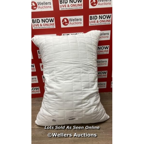 4095 - HOTEL GRAND SHREDDED MEMORY FOAM ROLLED PILLOWS / NO SIGNS OF USE / B3