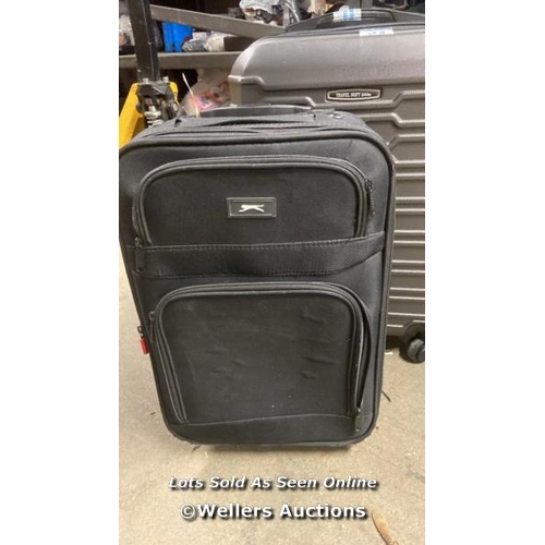 4874 - PRE OWNED LUGGAGE X2 INC. STELLI AND SLAZENGER  / G52