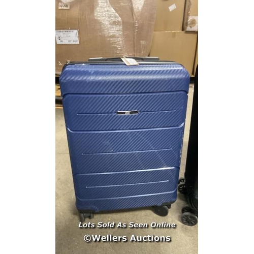 4875 - PRE OWNED LUGGAGE X2 INC. IT LUGGAGE  / G32