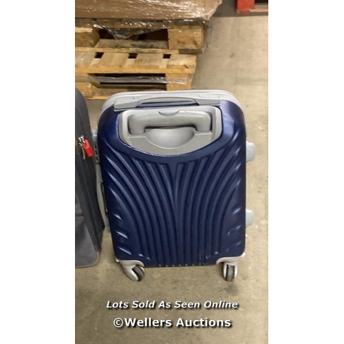 4878 - PRE OWNED LUGGAGE X2 INC. ROYAL BY CARLORONCATO AND EZZYROL  / E68