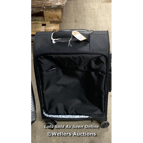 4880 - PRE OWNED LUGGAGE X2 INC. IT LUGGAGE  / S6