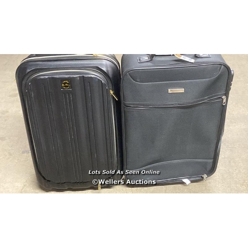 4882 - PR OWNED LUGGAGE X2 INC. CLOS WILSON  / G77