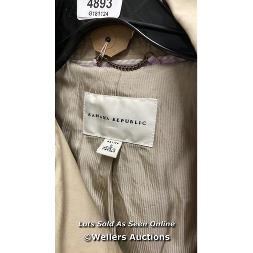 4893 - PRE OWNED JACKET BANANA REPUBLIC SIZE PETITE SMALL