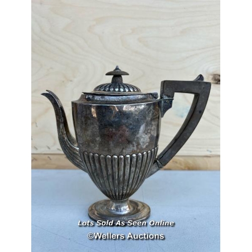 3 - A hallmarked sterling silver tea pot, 20cm h, weighs 435g - NO VAT ON HAMMER / Container No: 240740