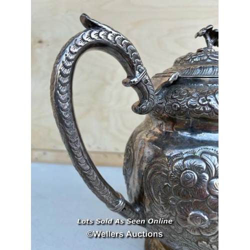 4 - A silver plated tea pot with ornate and decorative floral patterning, weighs 875g - NO VAT ON HAMMER... 