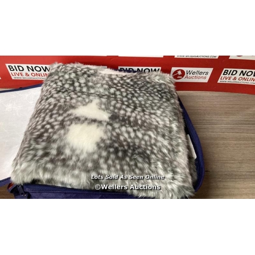 6050 - DREAMLAND LUXURY FUR HEATED THROW / POWERS UP / MINIMAL SIGNS OF USE / B25