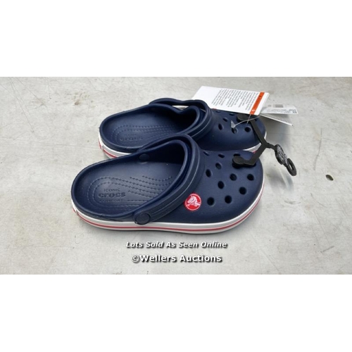 6498 - CHILDRENS NEW CROCS - BLUE - C11 / H65