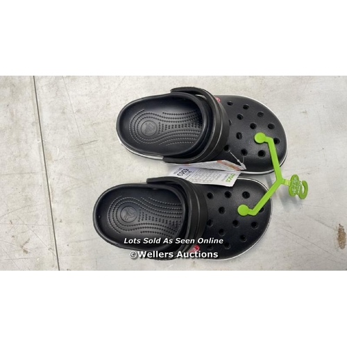 6503 - CHILDRENS NEW CROCS - BLACK - J1 / H65