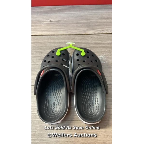 6517 - CHILDRENS NEW CROCS - BLACK - C11 / H65