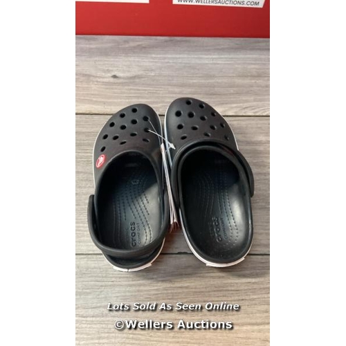 6520 - CHILDRENS NEW CROCS - BLACK - C11 / H65