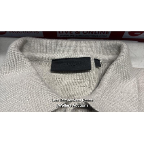 7037 - FEAR OF GOD ESSENTIALS KNIT POLO LONG SLEEVE M SILVER CLOUD / RRP: �140 / APPEARS NEW & UNWORN / SEE... 